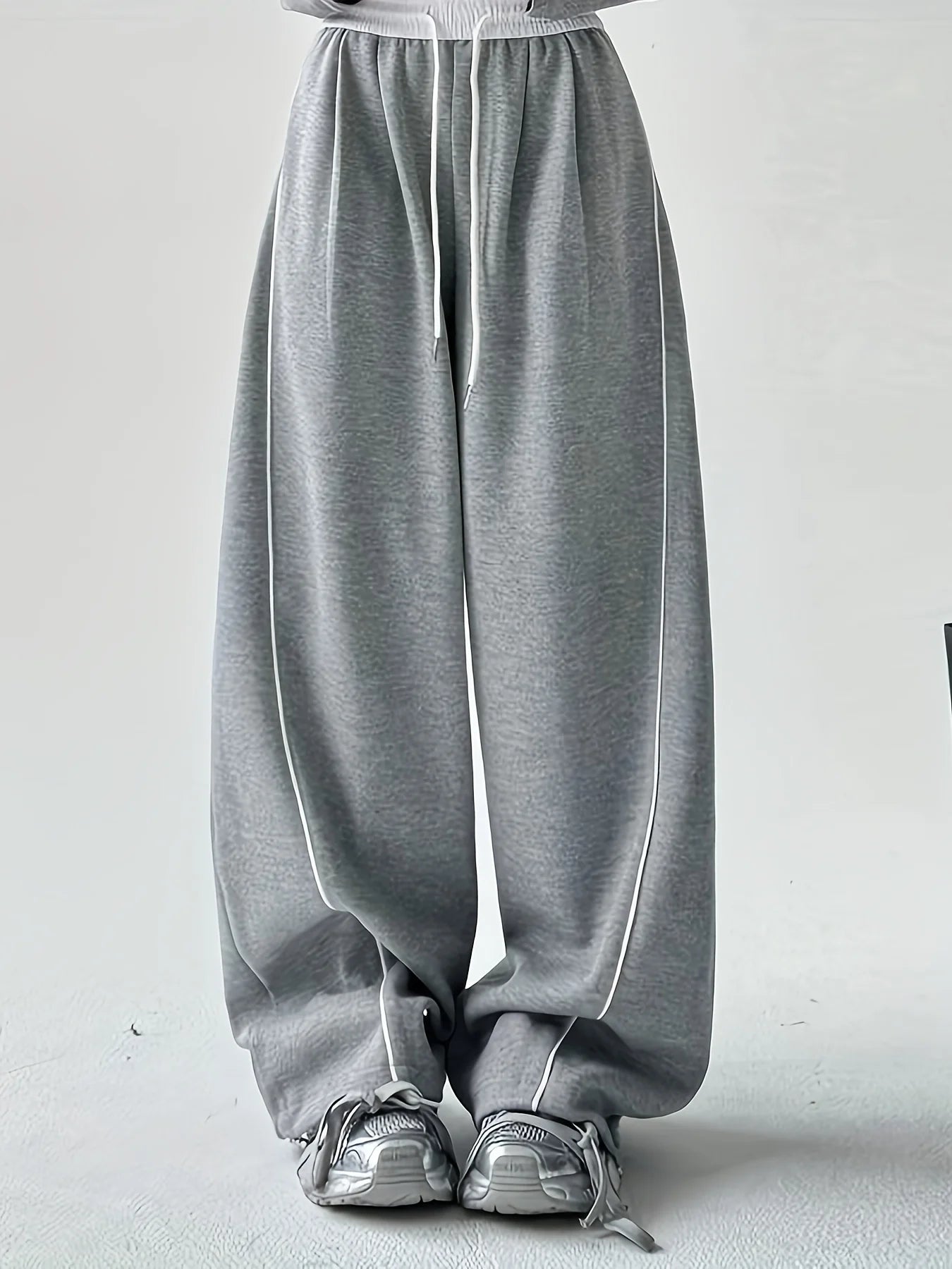 Matching Sweatshirt & Pants Lounge Set
